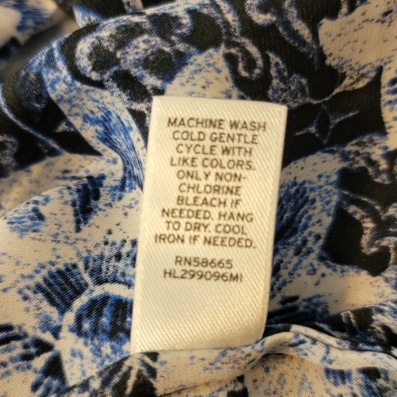 Chelsea28 Faux Wrap Sleeveless Floral Blouse Loose Blue Pullover Lightweight‎ V - Picture 11 of 13